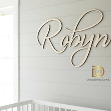 Participer pour remporter une calligraphie personnalisée, nom en bois de 30 pouces, au choix!