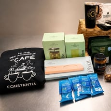 Participez au concours pour remporter un élégant panier-cadeau d'une valeur de 300$ !