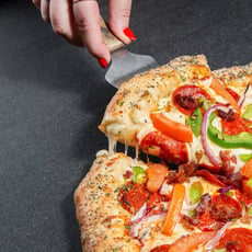 Participez au concours pour remporter une carte-cadeau Pizza Salvatoré de 100$!