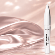 Obtenez le Gel Teinté Pour Sourcils Dream Sheen de Benefit en participant au concours.