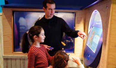 Participez au concours Atuvu et remportez un laissez-passer familial d'une journée au Centre des Sciences.