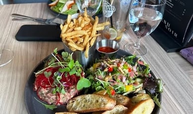 Participez au concours pour remporter une carte-cadeau de 200 $ au restaurant Le Privilège !