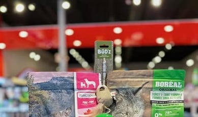 Participez au concours et remportez un prestigieux lot de produits canadiens pour animaux.