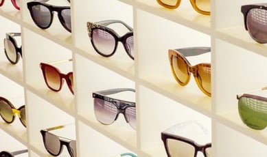 Participez au concours Maillots Maillots et Oakley pour remporter des lunettes de soleil.