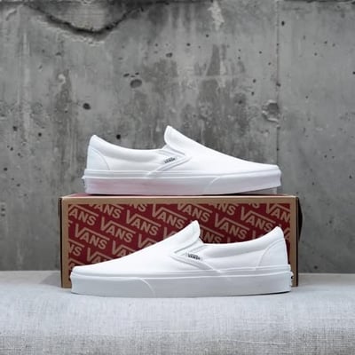 Concours : Remportez une paire de Vans pour le Festival d'été de Québec !